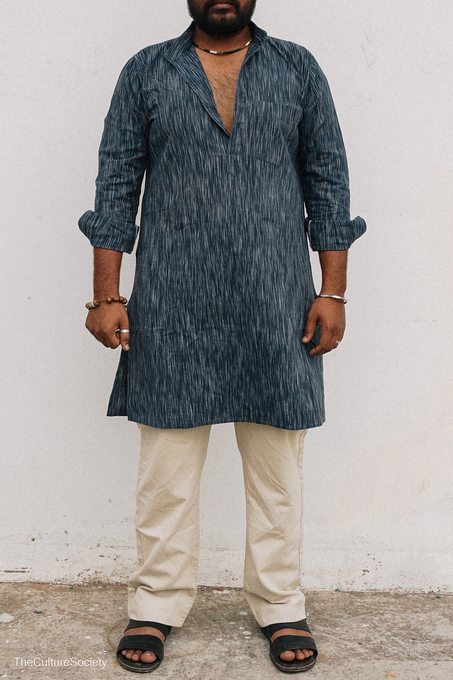 Long, straight-cut kurta