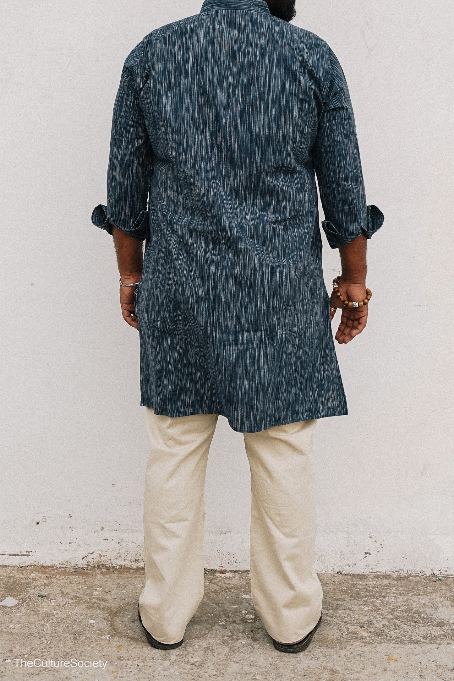 Long, straight-cut kurta