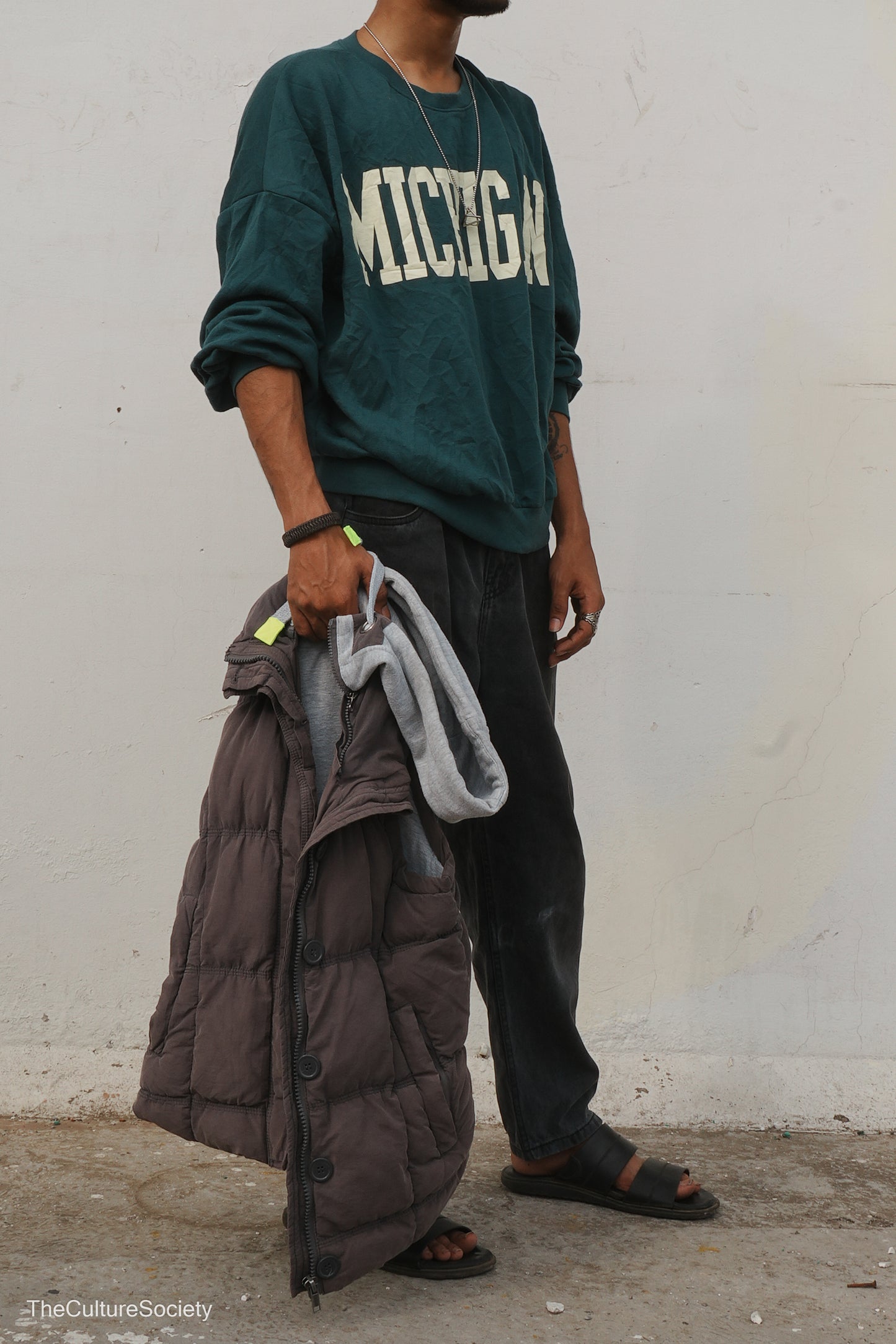 Crewneck sweatshirt