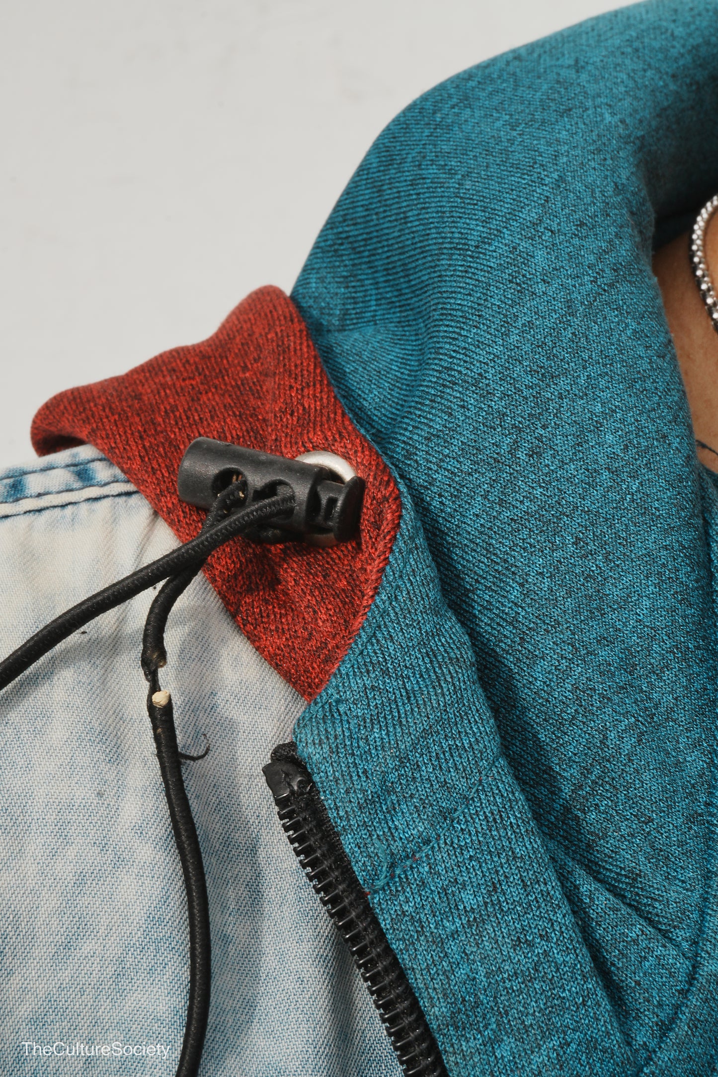 Red Zip-Up sleeveless hoodie