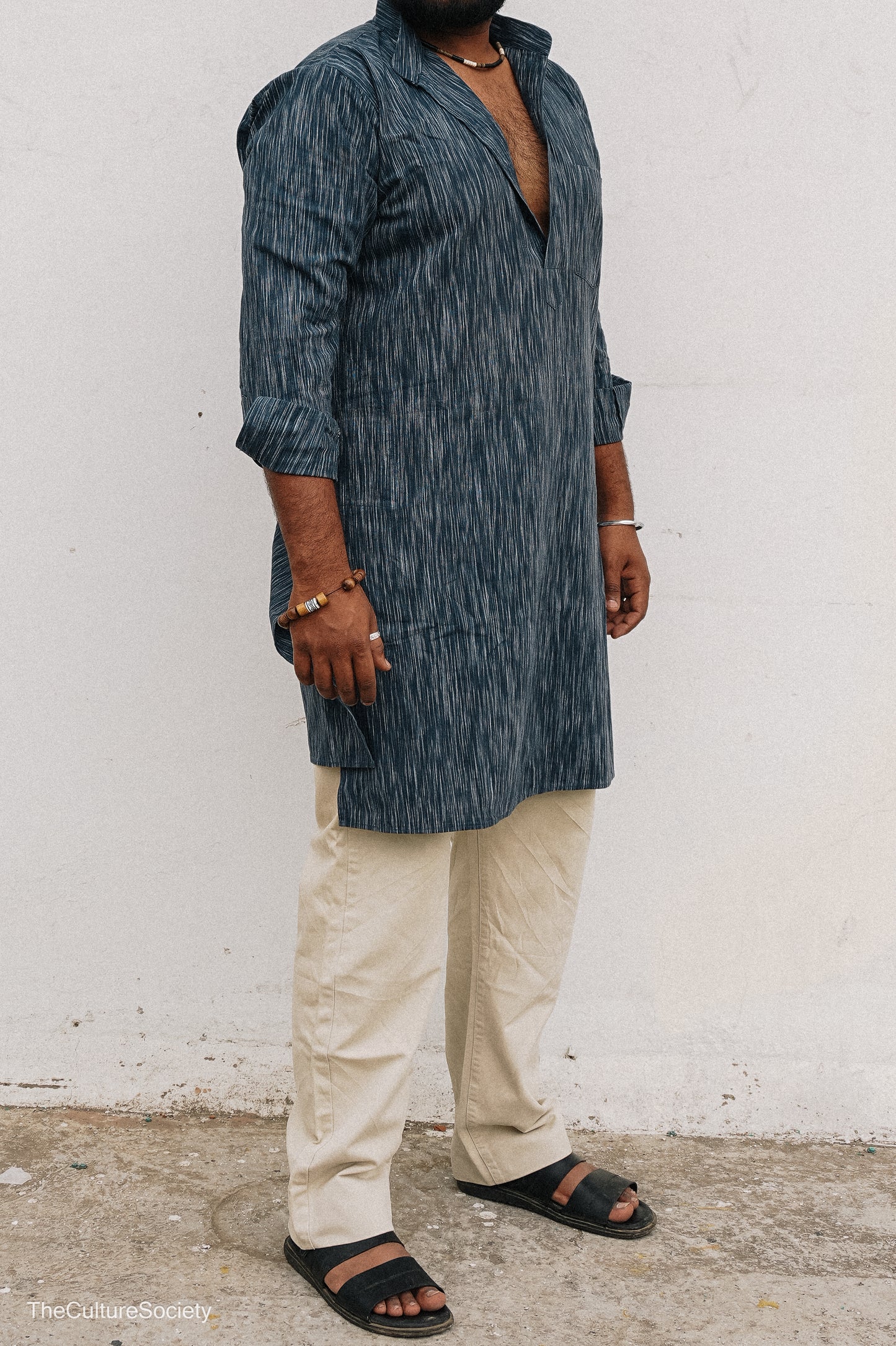 Long, straight-cut kurta