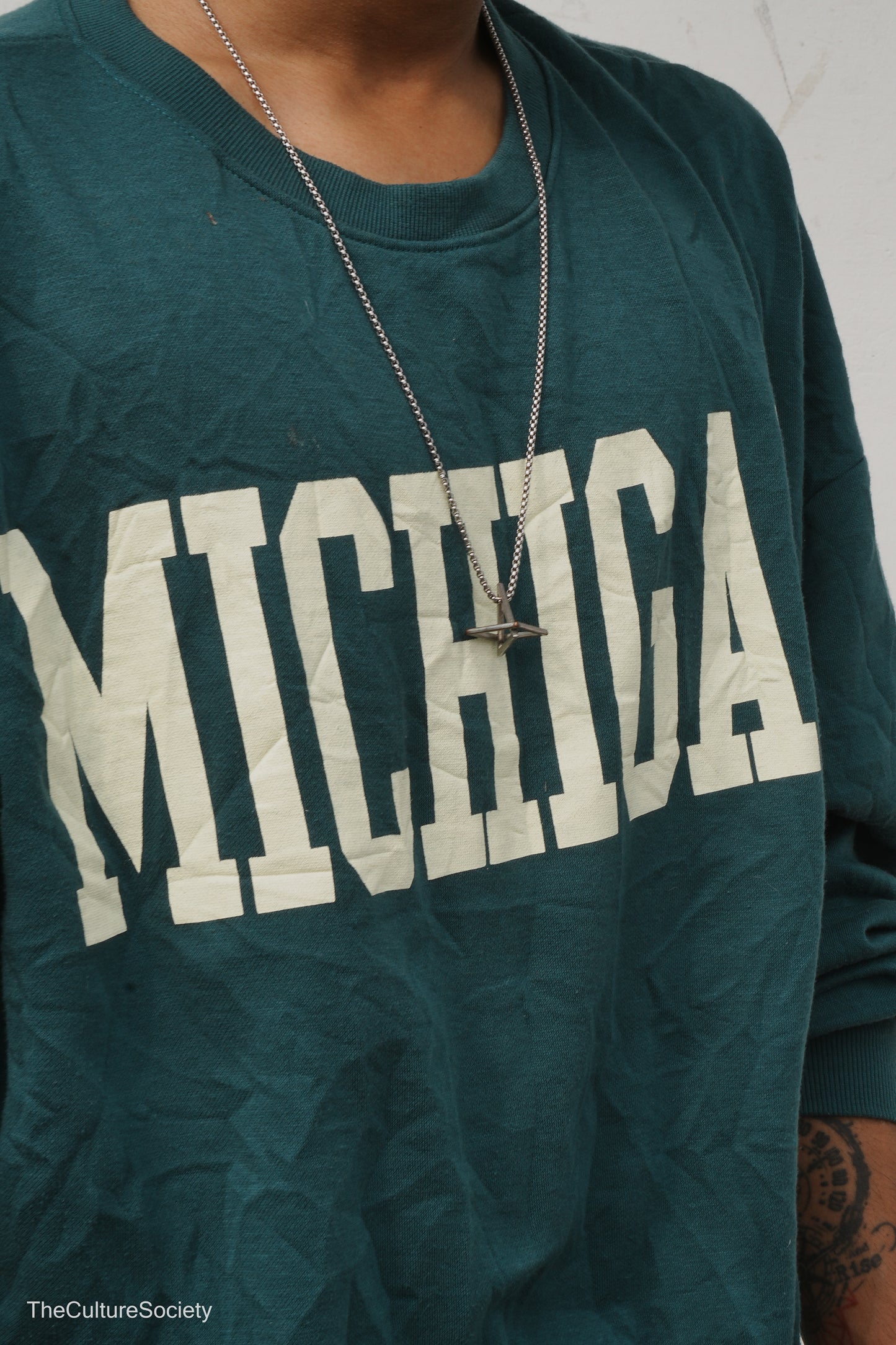 Crewneck sweatshirt