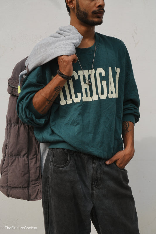 Crewneck sweatshirt
