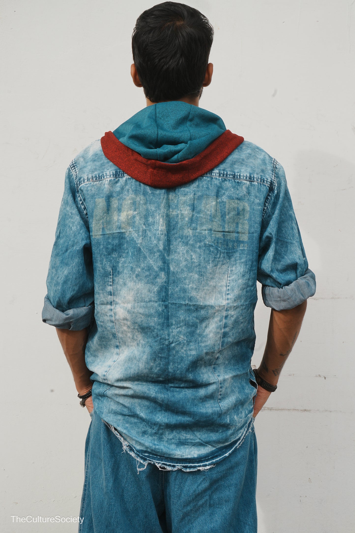 Red Zip-Up sleeveless hoodie