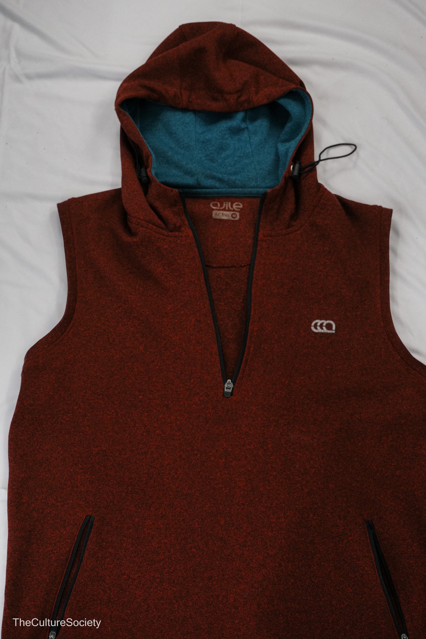 Red Zip-Up sleeveless hoodie